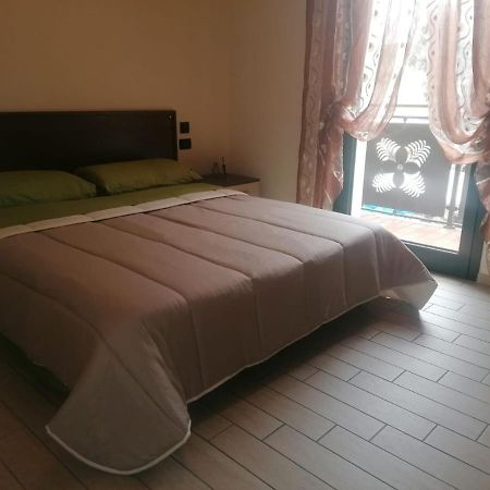 Bed and Breakfast Alloggio Da Virginia Taglio Di Po Экстерьер фото