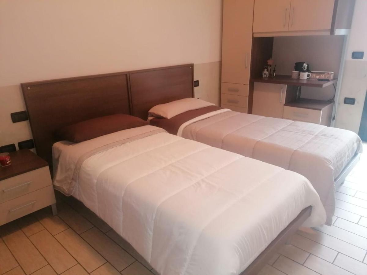 Bed and Breakfast Alloggio Da Virginia Taglio Di Po Экстерьер фото