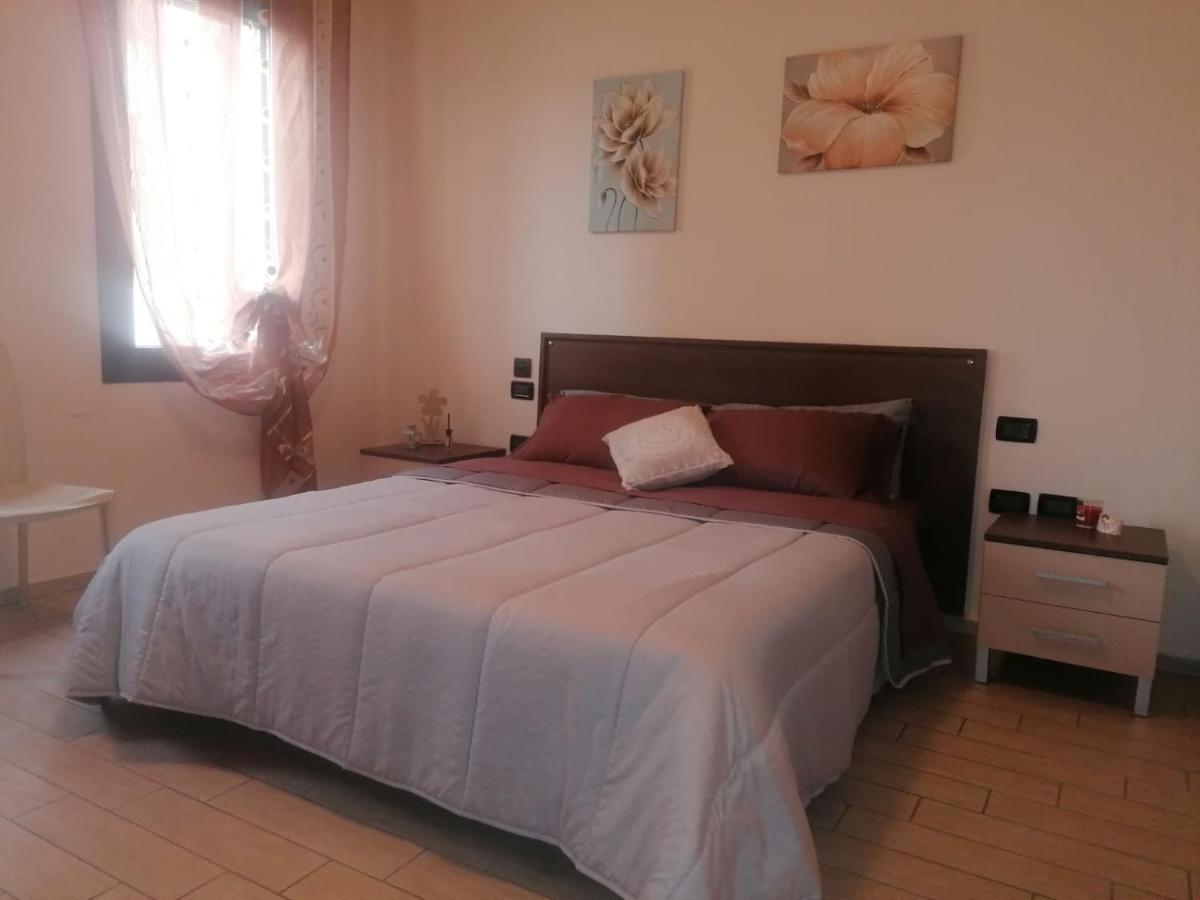 Bed and Breakfast Alloggio Da Virginia Taglio Di Po Экстерьер фото